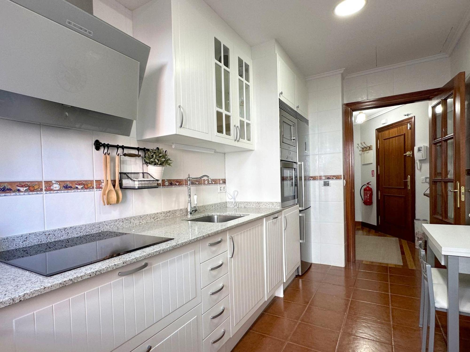 Apartamento Con Gran Terraza En El Centro Apartment Castro Urdiales Exterior photo