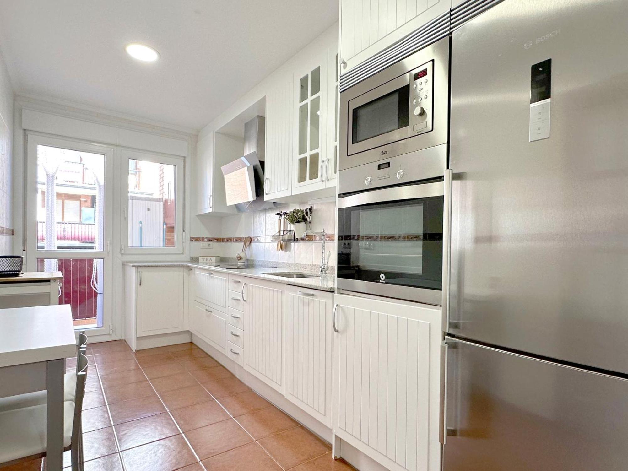 Apartamento Con Gran Terraza En El Centro Apartment Castro Urdiales Exterior photo